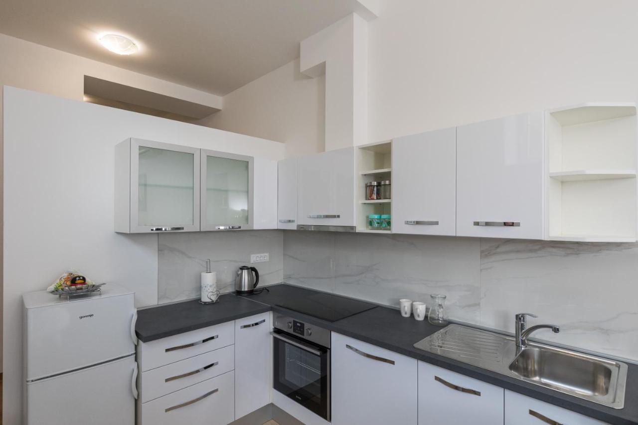 Apartment Vino & Gitara Dubrovnik Bagian luar foto